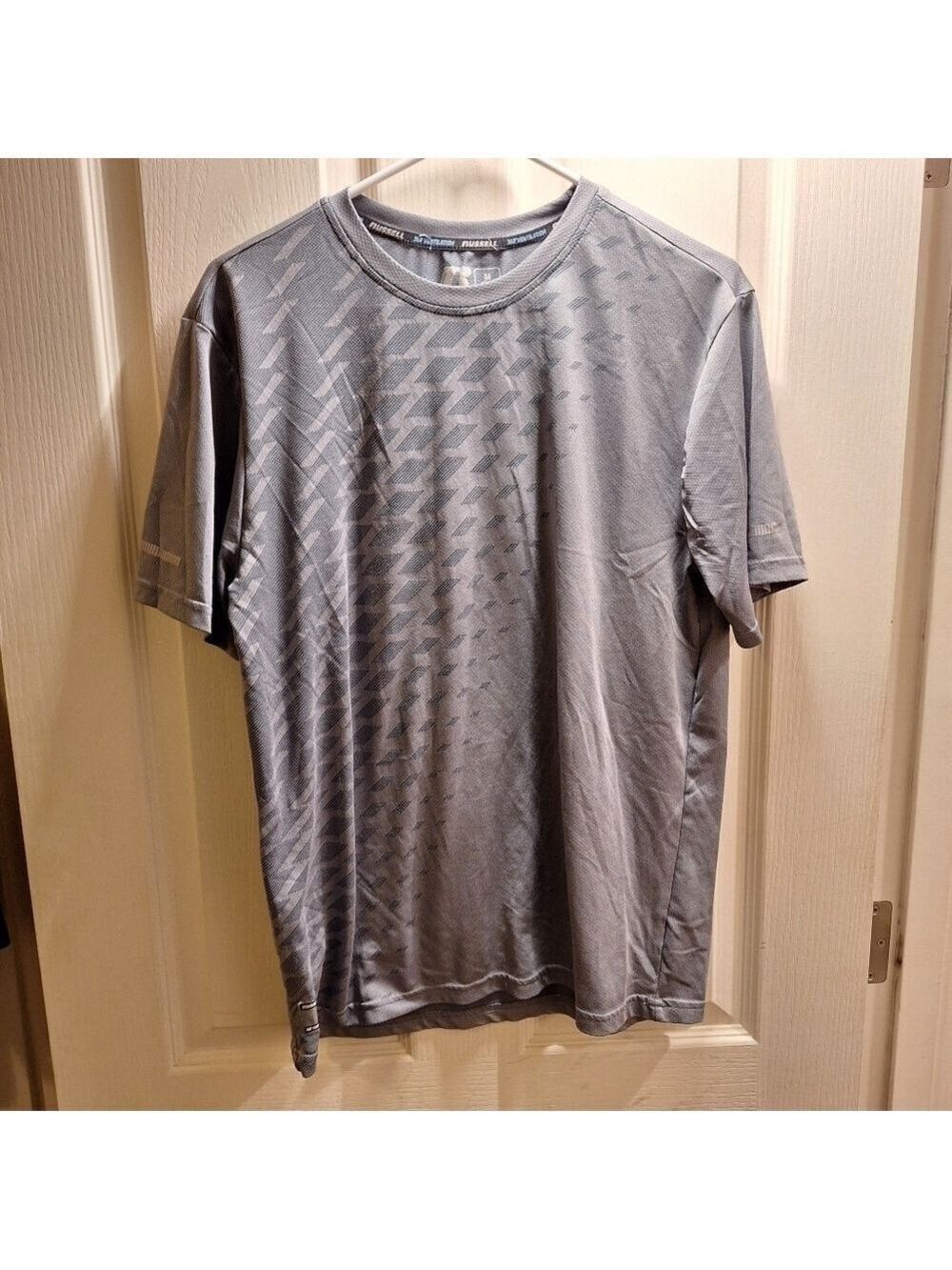 Russell Men's Gray T-Shirt Medium